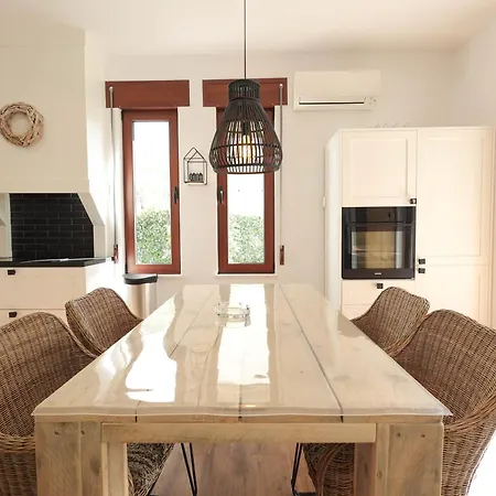 Villa Grandstay Perla *