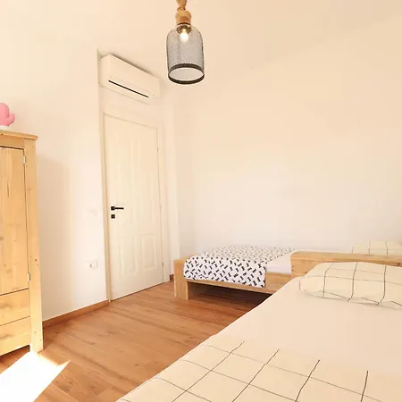 Grandstay Perla Villa *