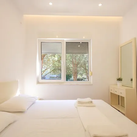 Tatil parkı Perla Vacation Dıraç