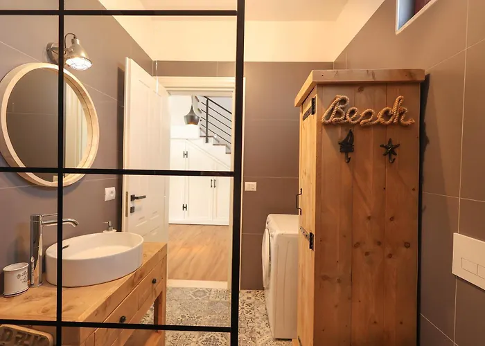 Willa Grandstay Perla Durrës