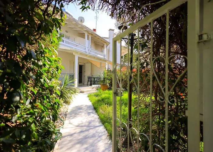 Grandstay Perla Willa