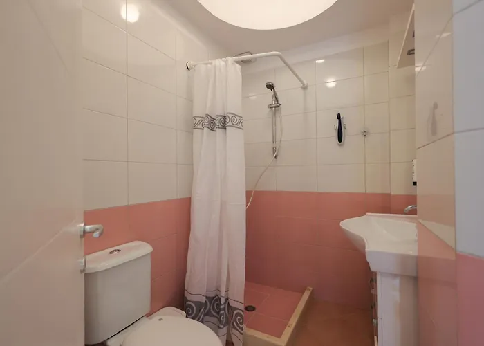 Willa Grandstay Perla